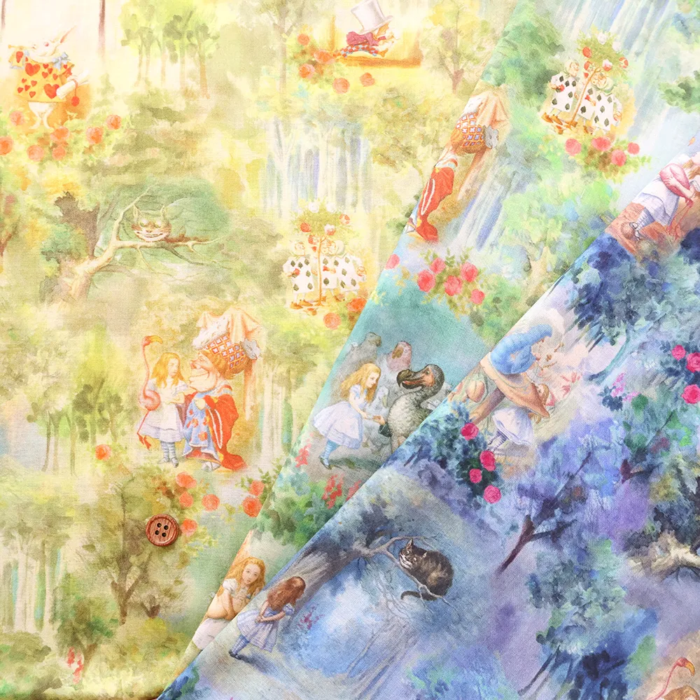 コットン60ローンプリント生地　THE MACMILLAN ALICE　「Tulgey Wood」
