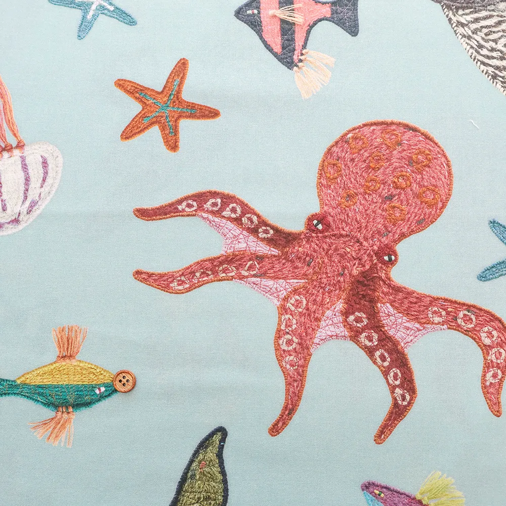 中国製　コットンシーチングインクジェットプリント生地　Kari Ishikawa in the sea